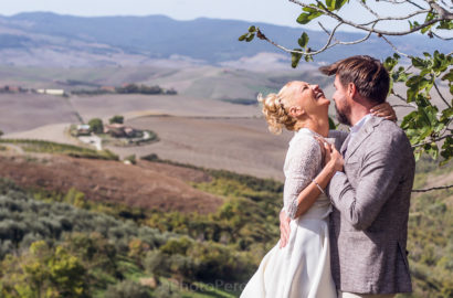 Tuscan Hills and Towns Wedding Photo Soot